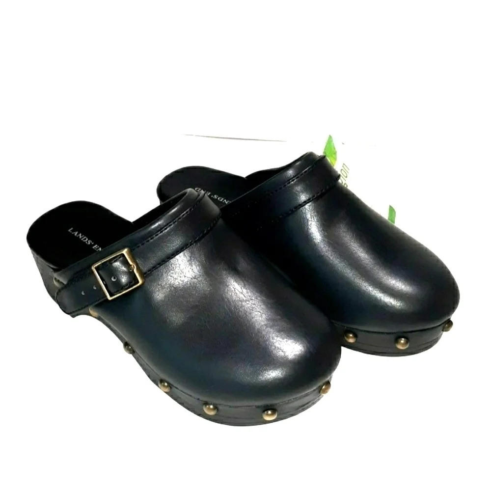 Lands End toddler 10 studded clogs